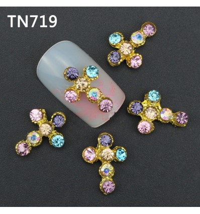 Bijoux pour ongles croix multi couleur