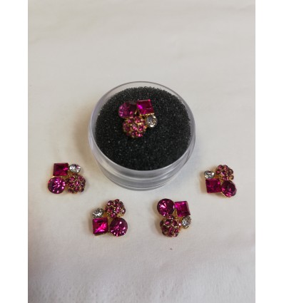 Bijoux pour ongles pierre et fleur rose